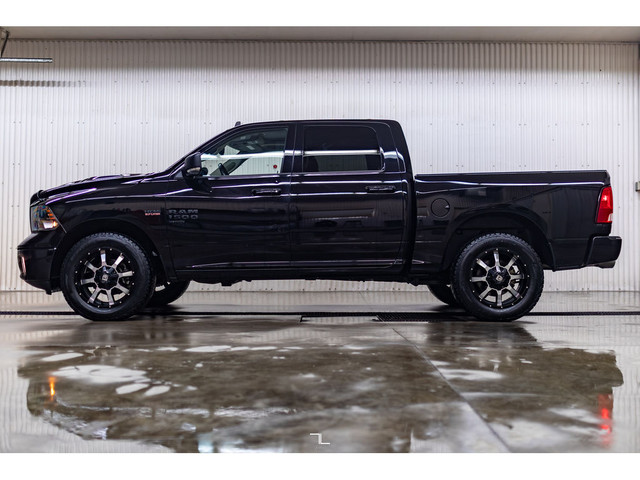 2022 Ram 1500 Classic 4x4 Crew Cab SLT Roof BCam in Cars & Trucks in Grande Prairie - Image 3