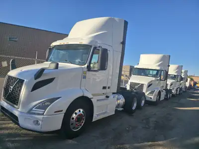 2020 Volvo VNR Daycab D13 450HP, I Shift, Jake, A/C, Tilt/Tele,Cruise,Heated Power Mirrors,Power Win...