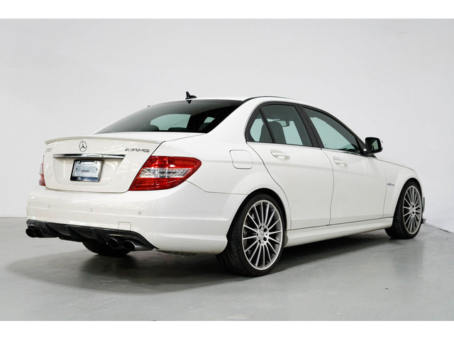 2009 Mercedes-Benz C-Class C63 AMG | PANO | NAVIGATION | 19 IN W in Cars & Trucks in Mississauga / Peel Region - Image 4