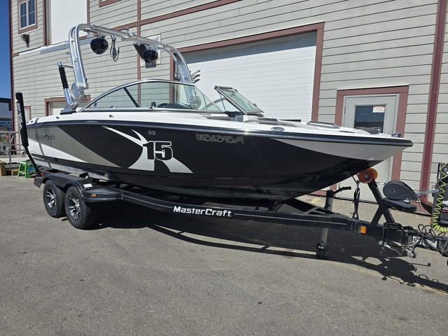 2012 Mastercraft X15 SURF System FINANCING AVAILABLE in Powerboats & Motorboats in Vancouver - Image 3