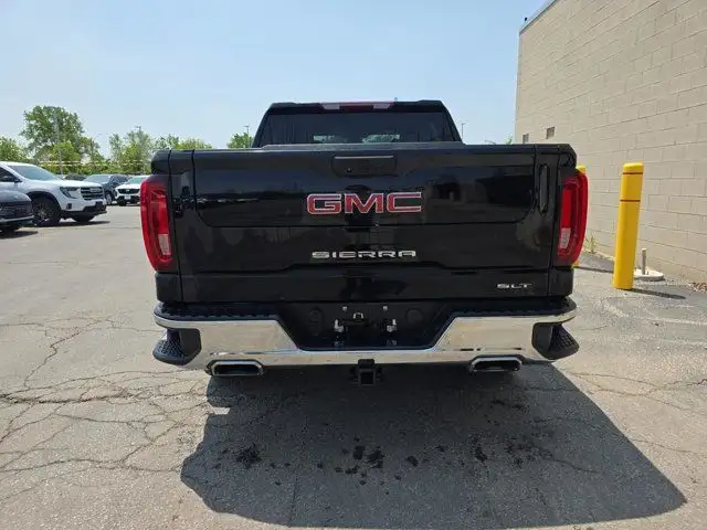 2022 GMC Sierra 1500 SLT | Apple Carplay | Front Bucket Seats in Cars & Trucks in Windsor Region - Image 6