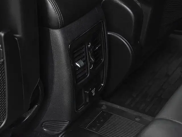 2020 Jeep Grand Cherokee Altitude in Cars & Trucks in Red Deer - Image 27