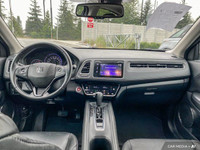 KBB.com 10 Most Awarded Brands. This Honda HR-V boasts a Regular Unleaded I-4 1.8 L/110 engine power... (image 9)