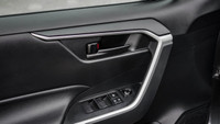 *Heated Seats, Apple CarPlay, Android Auto, Blind Spot Monitoring, Lane Keep Assist! * The RAV4 open... (image 7)