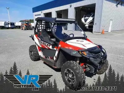VR Thetford Paiement à partir de 0$/sem. + TX. 2015 Arctic Cat Wildcat Trail 700 limited Seulement 1...
