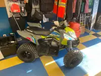 2023 Polaris Industries Outlaw 110 EFI Avalanche Gray/Lime Squee