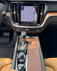 2021 Volvo S60 T5 Inscription AWD Sedan - Navigation|360 Camera|Park Assist|Blind-spot/Lane assist|A... (image 9)