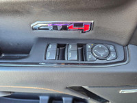 2022 GMC Sierra 1500 4WD Crew Cab AT4 with the 6.2L and 92,000kms. Clean history with no accidents S... (image 9)