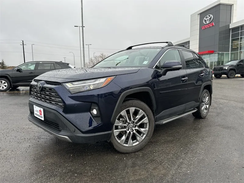 2023 Toyota RAV4 Limited 2.5L 4CYL - AWD - HEATED AND COOLED LEA