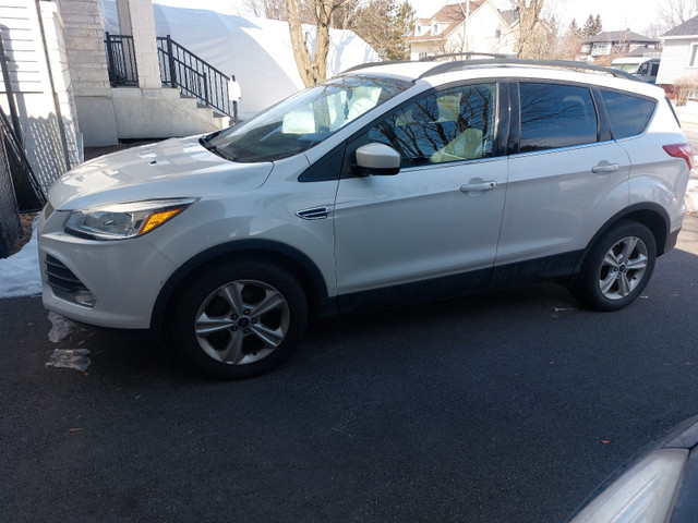 2015 Ford Escape SE in Cars & Trucks in Longueuil / South Shore