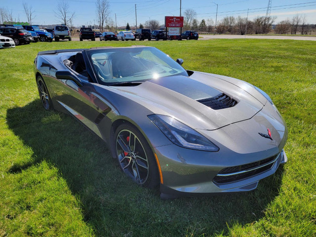 2015 Chevrolet Corvette Stingray Z51 Conv 2LT Super Charged in Cars & Trucks in London - Image 4