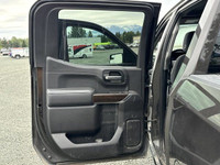 The 2021 GMC Sierra 1500 SLE offers a perfect mix of rugged durability and refined comfort. Whether... (image 6)
