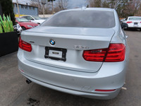 LOW LOW KMS - 100% CANADIAN VEHICLE Visit Our Website @ EliteLuxuryMotors.ca - 320i XDRIVE AWD - NAV... (image 7)