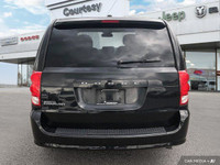 Recent Arrival! 2nd Row Overhead DVD Console, 2nd Row Stow'N Go Bucket Seats, 3rd-Row Power Quarter-... (image 4)