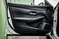 Apple CarPlay, Android Auto, Heated Seats, Remote Keyless Entry, Forward Collision Warning! 6 LOCATI... (image 8)