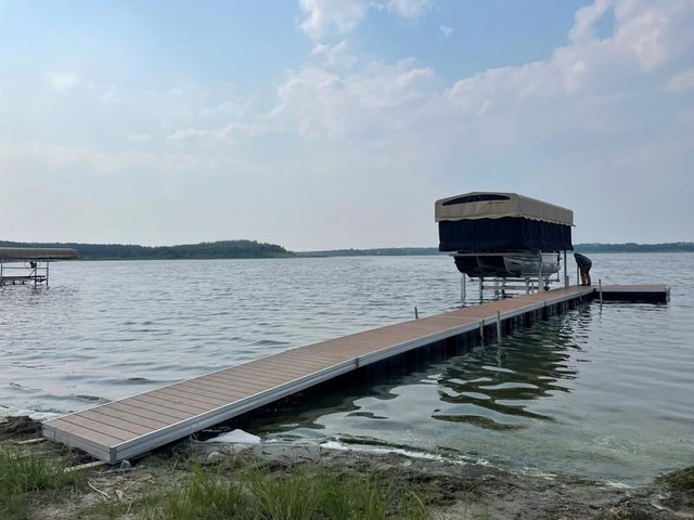 2025 Paradise Woodgrain Floating Dock in Powerboats & Motorboats in Edmonton - Image 3