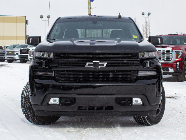  2020 Chevrolet Silverado 1500 RST Heated Seats, Tonneau Cover in Cars & Trucks in Edmonton - Image 3