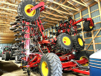 2015 Bourgault 3320/7950 Air Drill