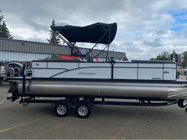 2022 Manitou AURORA LE RF VPII 23 VF150XA & TRAILER AURORA LE RF in Powerboats & Motorboats in St. Albert - Image 2