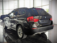 Comes equipped with: Power Mirrors, Sunroof , Halogen Headlamps, Courtesy lights, LED Headlights, LE... (image 7)