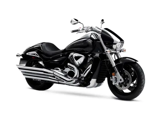 2025 Suzuki Boulevard M109R in Street, Cruisers & Choppers in Laval / North Shore - Image 9
