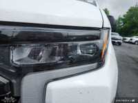 Short Box Crew Cab 1500 4WD – Summit White with Jet Black/Graystone interior, keyless open and start... (image 7)