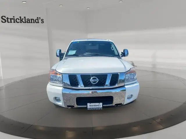 2014 NISSAN TITAN SV 4X4 SWB in Cars & Trucks in Stratford - Image 4