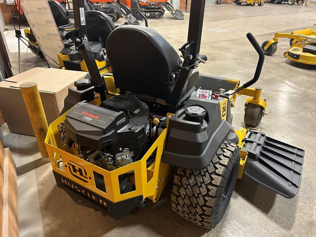 2024 HUSTLER FASTRAK 54 INCH ZERO TURN MOWER in Farming Equipment in London - Image 4