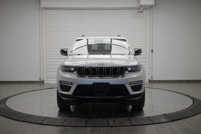 2023 Jeep Grand Cherokee Limited in Cars & Trucks in Calgary - Image 2
