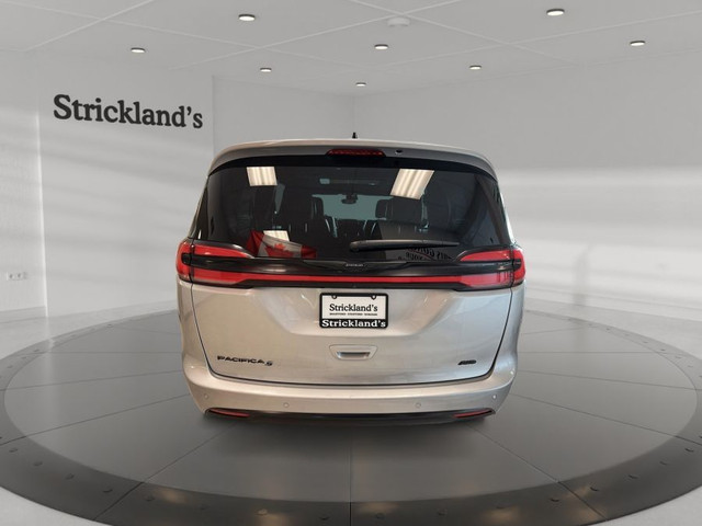 2023 CHRYSLER PACIFICA TOURING L AWD in Cars & Trucks in Stratford - Image 4