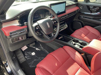 The 2025 Lincoln Corsair, a five-passenger, two-row compact luxury crossover combines spirited agili... (image 3)
