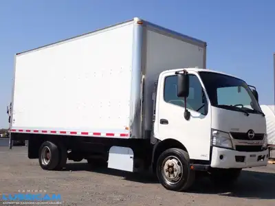 2016 Hino 195 2584; Camion lourd/Heavy truck; HINO; 195; 2016; Moteur: HINO; J05E-TP; 210 HP ; AISIN...