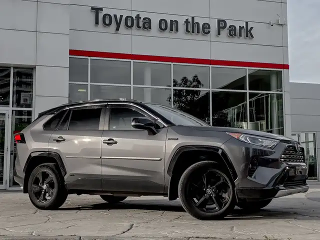 2021 Toyota RAV4 Hybrid XSE AWD in Cars & Trucks in City of Toronto - Image 10