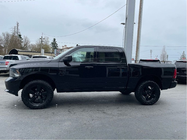  2021 Ram 1500 Classic EXPRESS BLACK-OUT SPORT 4WD PWR SEAT CAME in Cars & Trucks in Delta/Surrey/Langley - Image 4