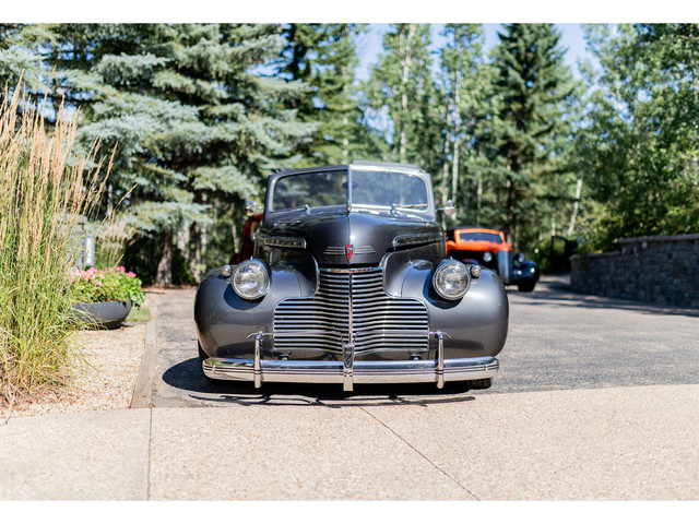 1940 Chevrolet Special Deluxe Cabriolet LT1 Leather in Cars & Trucks in Red Deer - Image 4