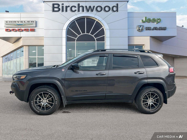 2023 Jeep Cherokee Trailhawk in Cars & Trucks in Winnipeg - Image 4