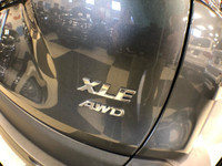 SUV ....... XLE PREMIUM WITH LEATHER INTERIOR ......... 2.5 LITER 4-CYLINDER ENGINE WITH 203HP AND 1... (image 8)