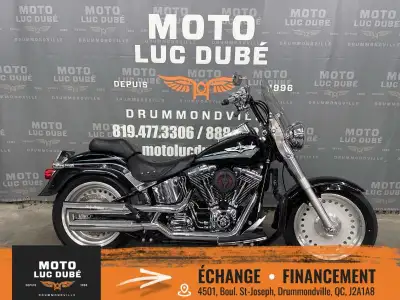 Harley-Davidson FLSTF Fat Boy 2008 SEULEMENT 19 863 KM PARE-BRISE GUIDON SURÉLEVÉ FILTRE À AIR VANCE...