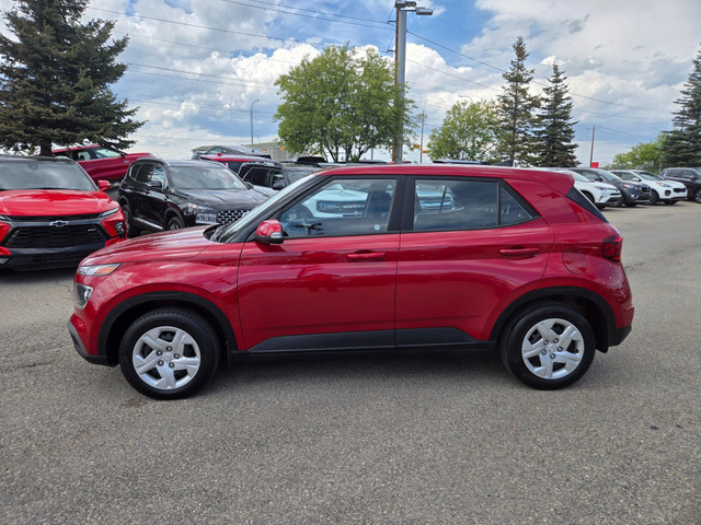 2022 Hyundai Venue ESSENTIAL in Cars & Trucks in Calgary - Image 4