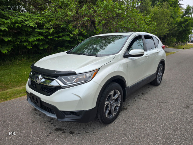2017 Honda CR-V EXL Road Departure Mitigation (RDM), Leather Hea in Cars & Trucks in City of Toronto - Image 2