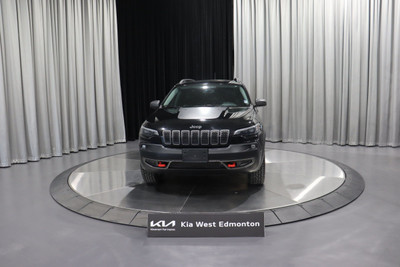 2019 Jeep Cherokee Trailhawk 4x4 / Heated Leather Seats/Wheel...