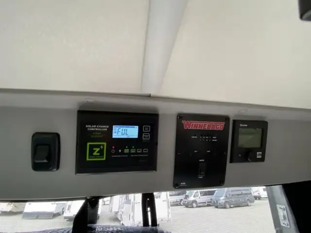 2024 Winnebago Solis Pocket 36A in RVs & Motorhomes in Abbotsford - Image 31