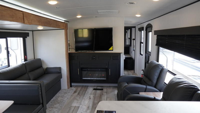 2023 Keystone RV Springdale 293RK in Travel Trailers & Campers in Ottawa - Image 3