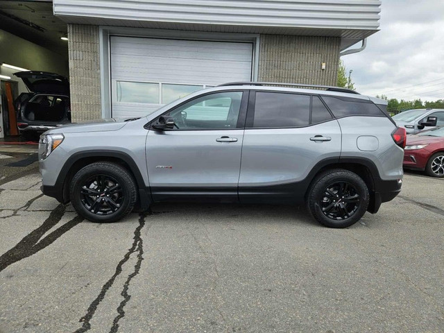 2023 GMC Terrain AT4, AWD, CUIR, TOIT PANORAMIQUE in Cars & Trucks in Shawinigan - Image 2
