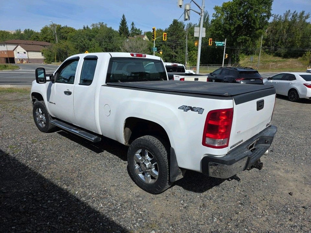 2012 GMC Sierra 2500HD WT DURAMAX DIESEL in Cars & Trucks in Sudbury - Image 3