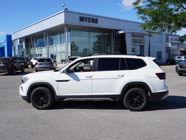 2024 Volkswagen Atlas Peak Edition 2.0 TSI - Cooled Seats in Cars & Trucks in Ottawa - Image 2