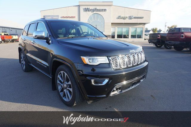 2018 Jeep Grand Cherokee Overland | Vented/Heated Leather in Cars & Trucks in Regina