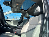 Do not miss out on this very well optioned 2021 Rav4 Limited Hybrid! Nicely optioned with Heated and... (image 9)