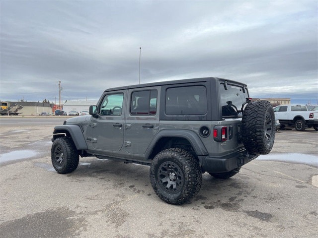 2022 Jeep Wrangler Unlimited SPORT S in Cars & Trucks in Lethbridge - Image 3