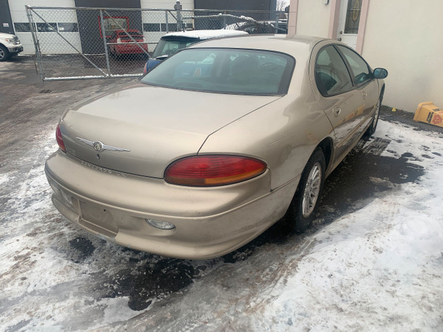 2004 Chrysler Concorde LXi in Cars & Trucks in Ottawa - Image 2